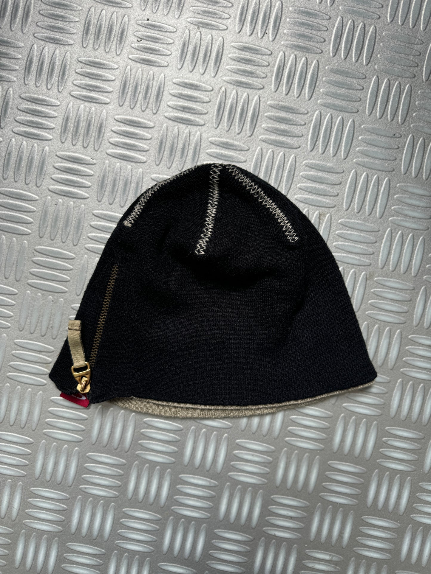 Early 2000's Oakley Software Expandable Beanie