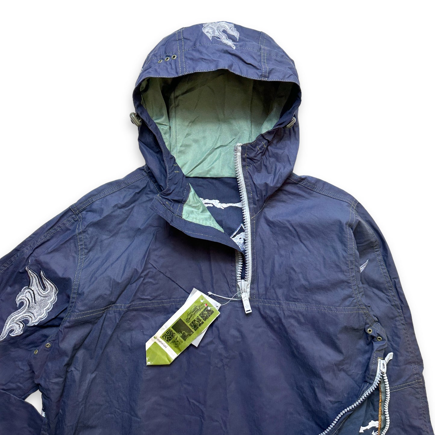 Maharishi Mountain &amp; Cloud Pull en coton ciré brodé - Très grand