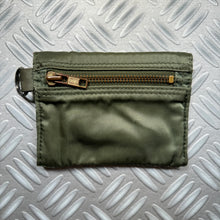 Carica l&#39;immagine nel visualizzatore di Gallery, Porter Yoshida Khaki Wallet