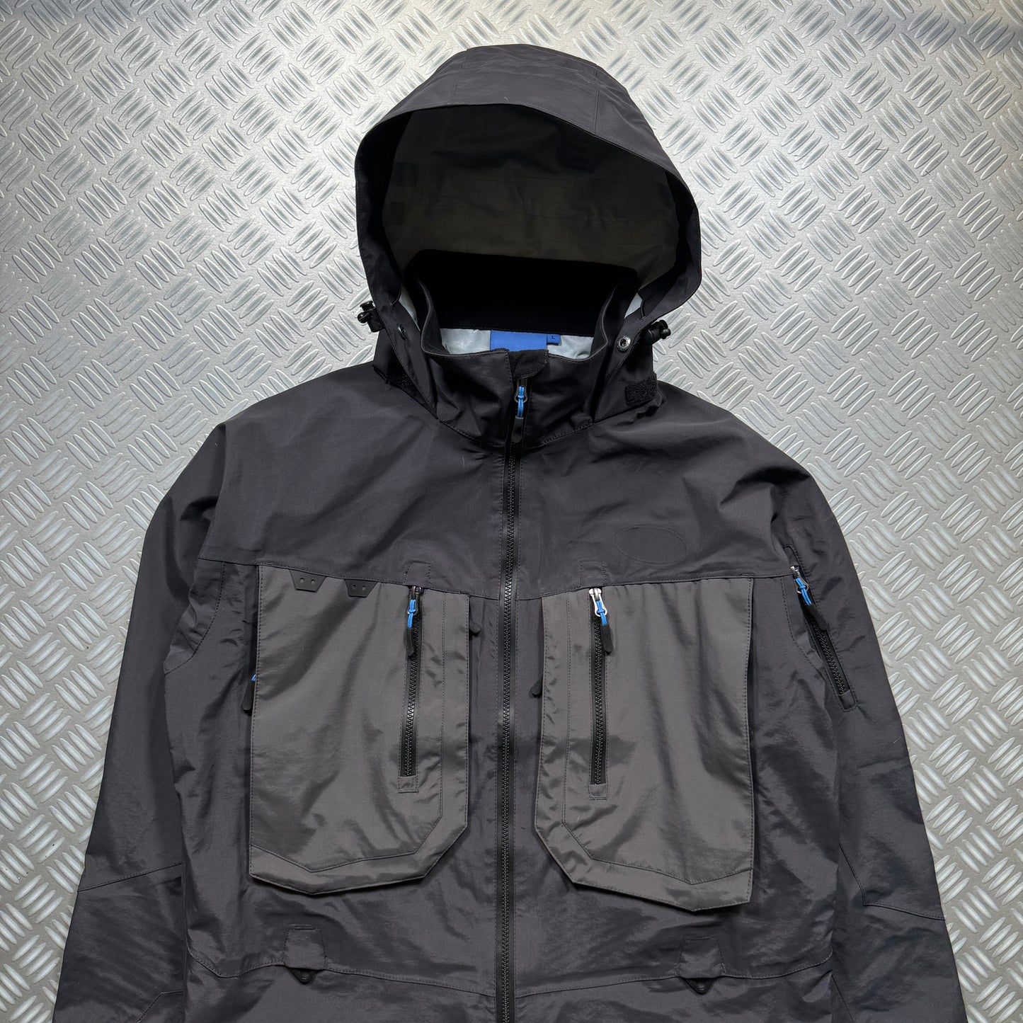 Early 2000's Multi-Pocket Taped Seam Waterproof Technical Jacket - Medium/Large