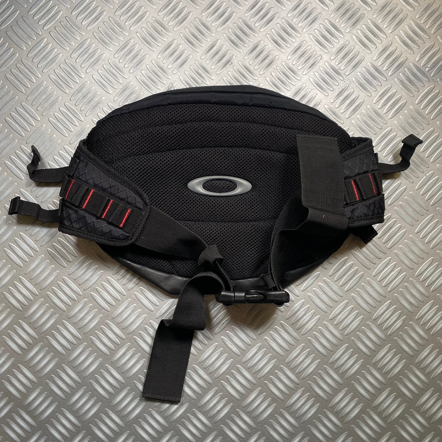 Oakley Technical Cross Body Bag