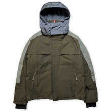 Carica l&#39;immagine nel visualizzatore di Gallery, Prada Sport Luna Rossa Khaki Green/Grey Gore-Tex Skii Jacket - Medium / Large