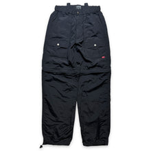 Carica l&#39;immagine nel visualizzatore di Gallery, Early 2000&#39;s Stüssy Jet Black Ripstop 2in1 Zip Off Cargo Pant - 30&quot; Waist