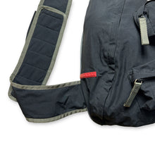 Carica l&#39;immagine nel visualizzatore di Gallery, Early 2000&#39;s Prada Sport Stash Pocket Cross Body Bag