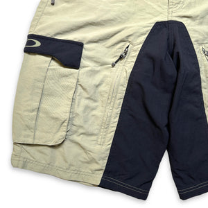 Oakley Ventilated Split Panel Technical Shorts - Large