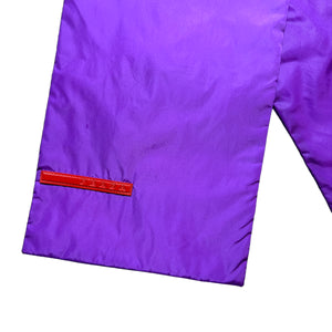 Écharpe rembourrée en nylon violet vif Prada Sport du début des années 2000