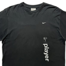Carica l&#39;immagine nel visualizzatore di Gallery, Nike Player Freestyler Tee - Medium / Large XL
