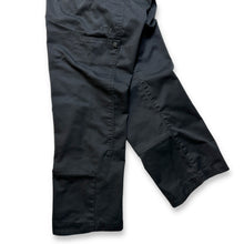 Charger l&#39;image dans la galerie, Pantalon cargo Oakley Jet Black multi-poches - Taille 36&quot;