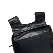 Charger l&#39;image dans la galerie, SS00&#39; Sac à dos avec harnais en cuir Prada Sport