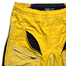 Load image into Gallery viewer, Oakley Software Technical Ventilated Shorts - Large