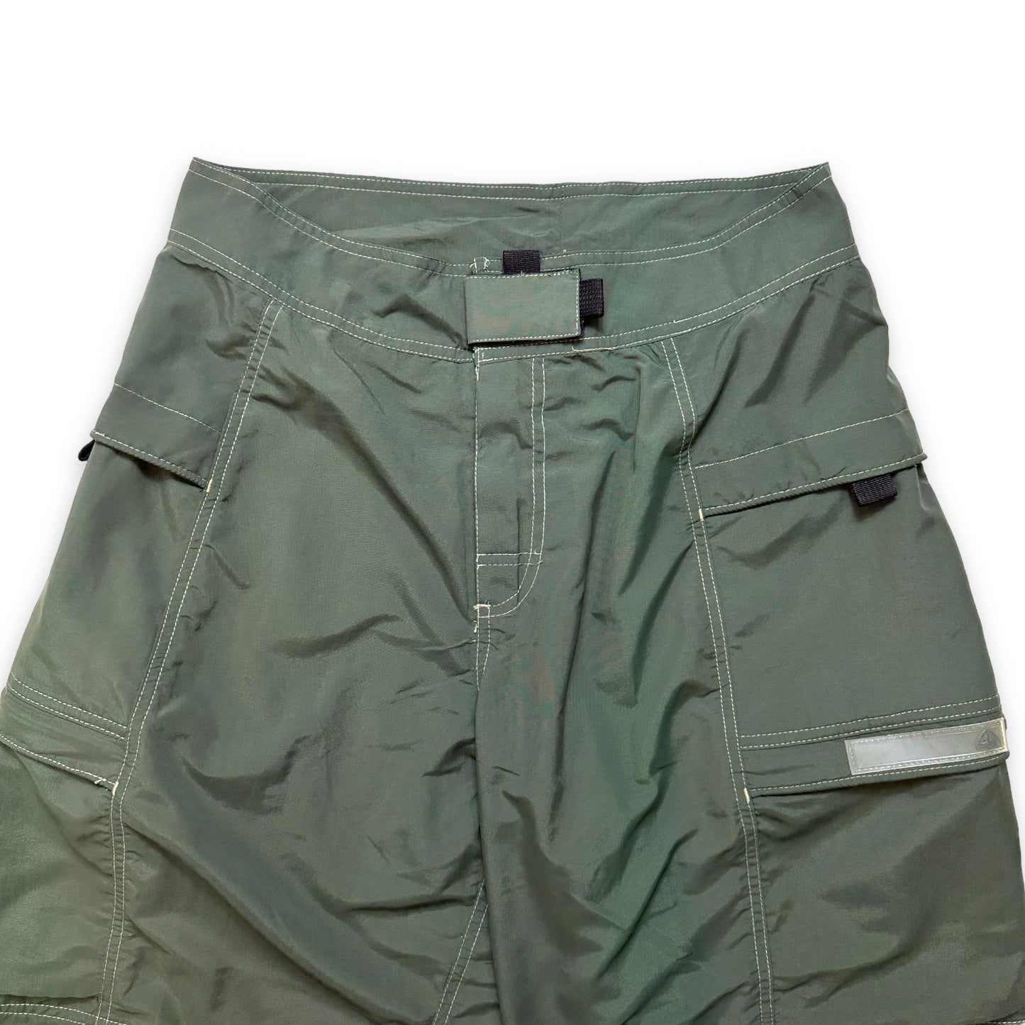 Nike ACG Contrast Stitch Cargo Shorts - Multiple Sizes