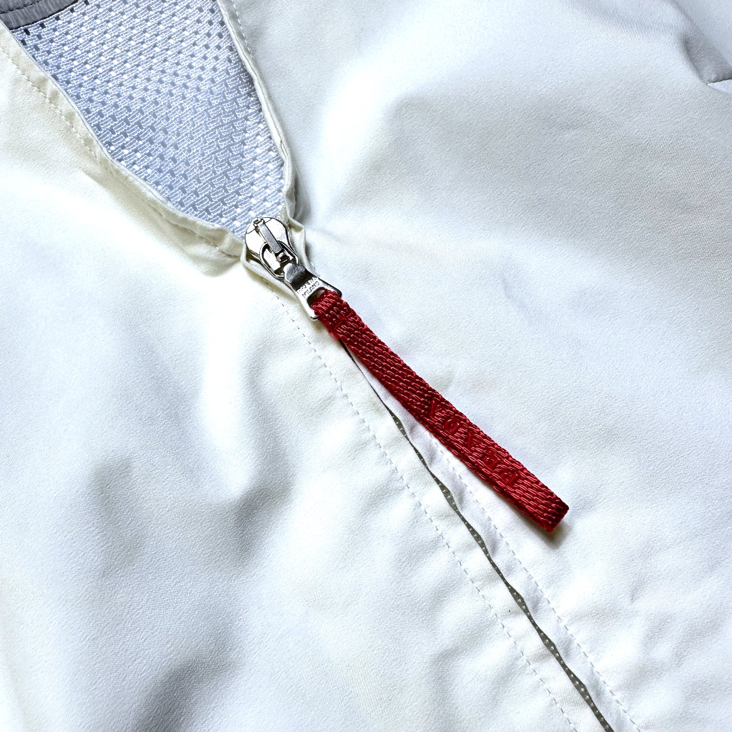 SS00’ Prada Sport Ventilated Packable Hood White Vest