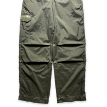 Load image into Gallery viewer, Early 2000&#39;s Nike ACG Nylon Cargo Pant - 32-34&quot; Waist
