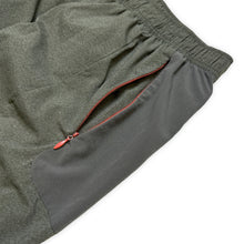 Charger l&#39;image dans la galerie, Pantalon de survêtement technique Nike x Undercover &#39;Gyakusou&#39; - Petit