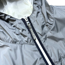 Charger l&#39;image dans la galerie, Veste multi-poches en nylon argenté Prada Sport - Moyen / Grand