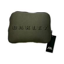 Carica l&#39;immagine nel visualizzatore di Gallery, Oakley 2in1 Packable Backpack