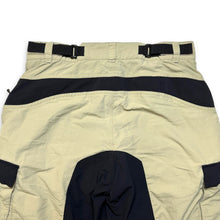 Load image into Gallery viewer, Oakley Ventilated Split Panel Technical Shorts - Large