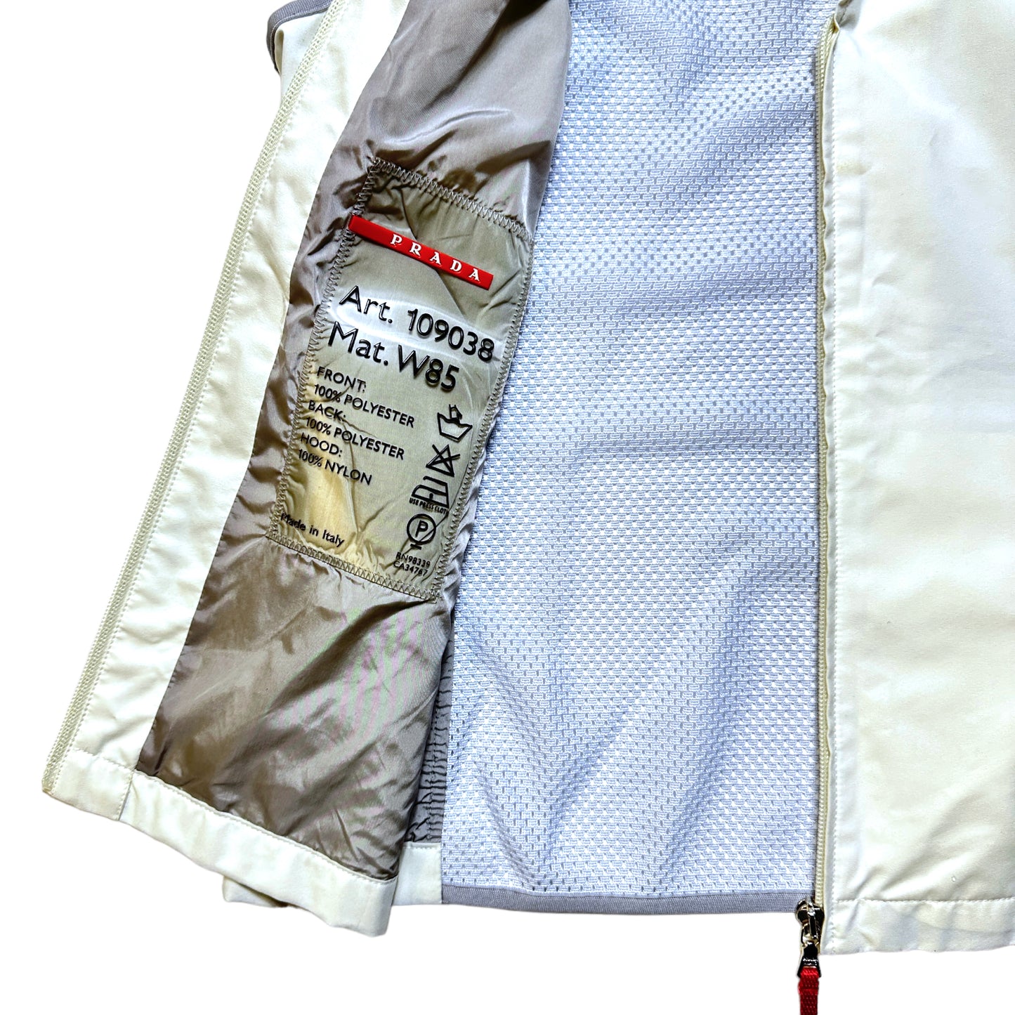 SS00’ Prada Sport Ventilated Packable Hood White Vest