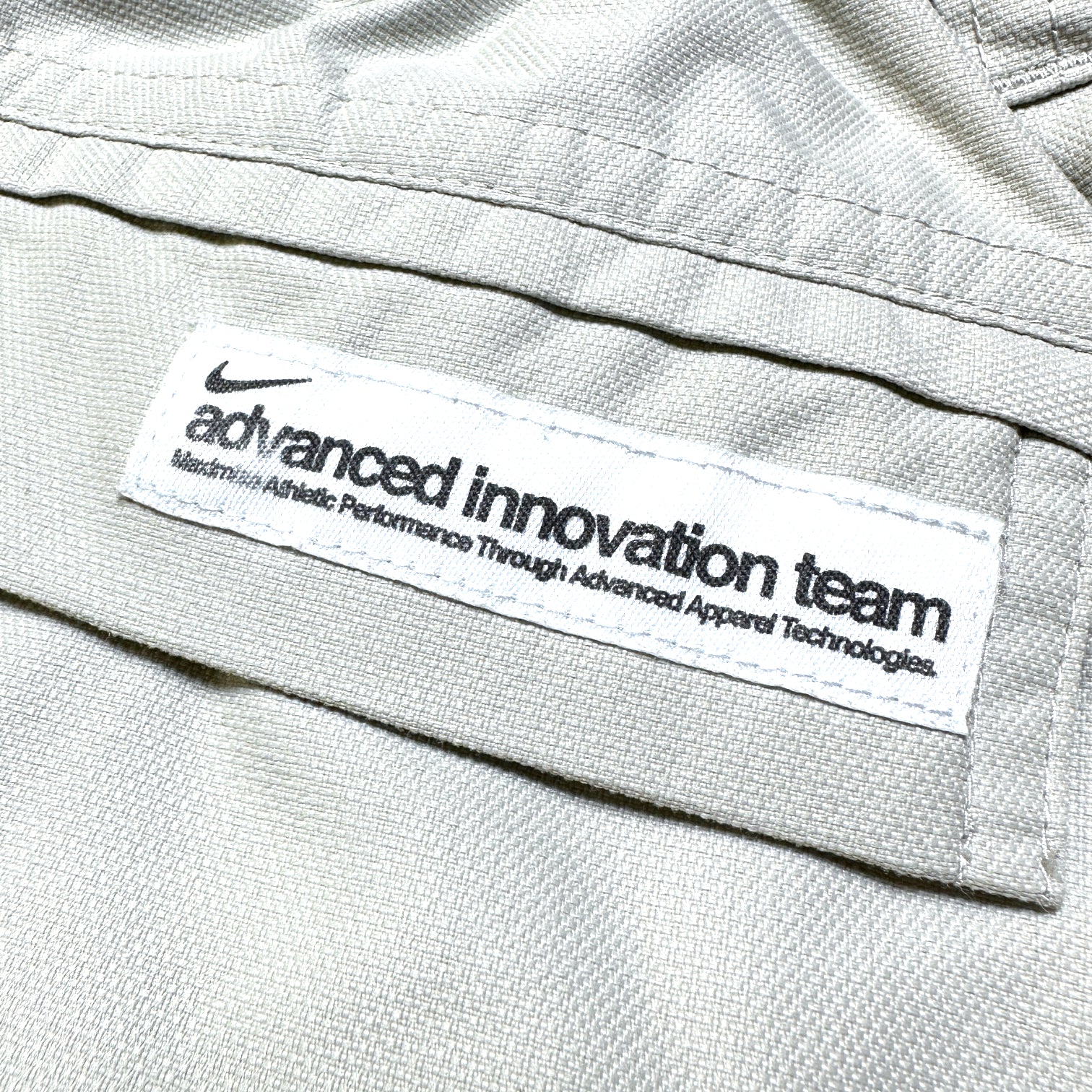 超激得通販00s nike advanced innovation team jacket ジャケット・アウター