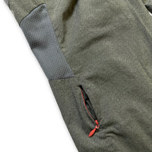 Charger l&#39;image dans la galerie, Pantalon de survêtement technique Nike x Undercover &#39;Gyakusou&#39; - Petit