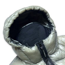 画像をギャラリービューアに読み込む, CP Company DD Shell Padded Jacket w/Built In Facemask - Large