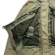 Charger l&#39;image dans la galerie, 00&#39;s Levi&#39;s Waxed Cotton Olive Stash Pocket Technical Jacket - Large / Extra Large