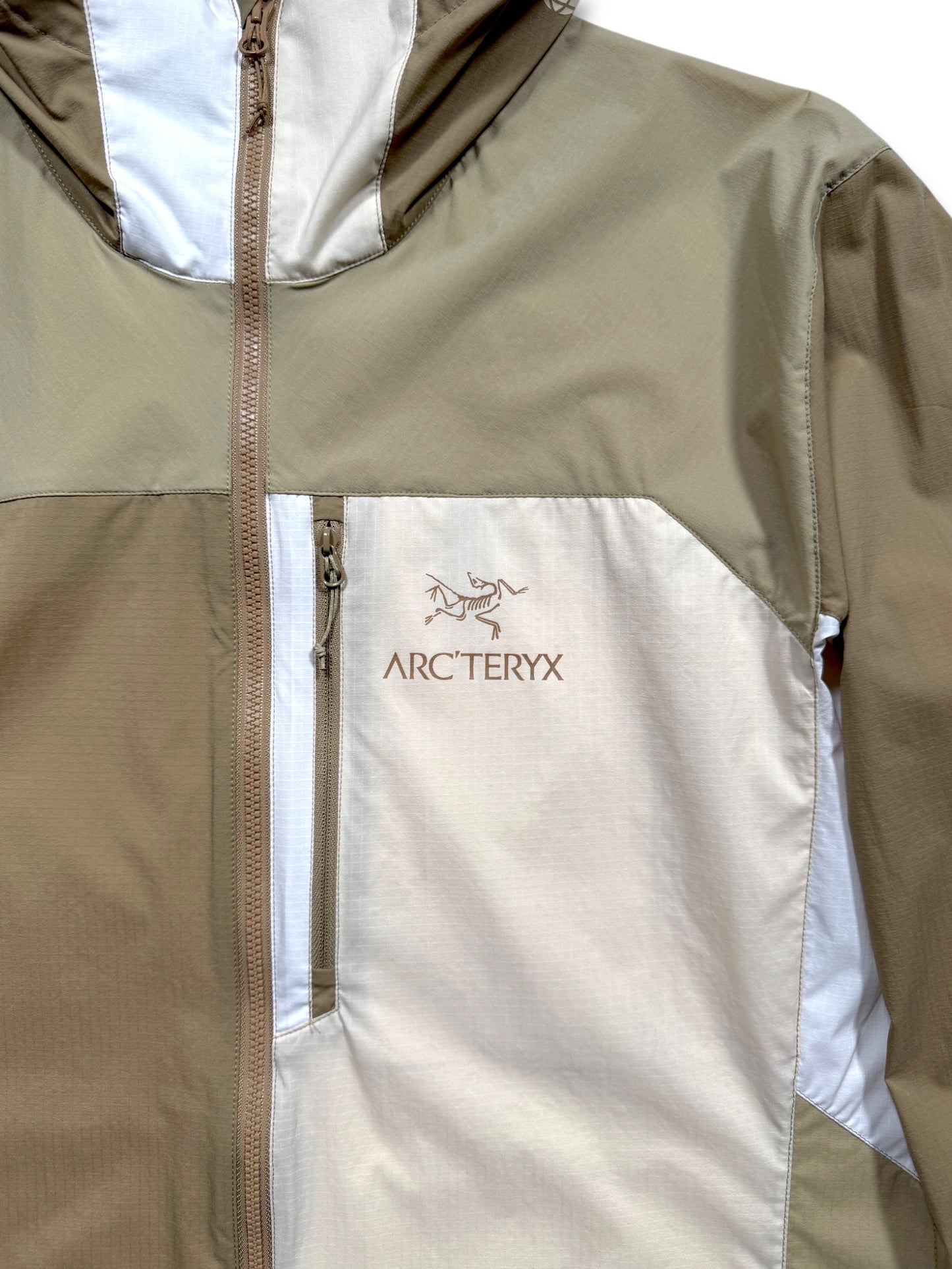 SS25' Arc'teryx x Beams Squamish Hoodie