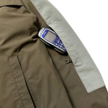 Carica l&#39;immagine nel visualizzatore di Gallery, Prada Sport Luna Rossa Khaki Green/Grey Gore-Tex Skii Jacket - Medium / Large