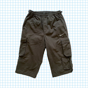 Vintage Nike Multi Pocket Cargo Shorts • Small / Medium