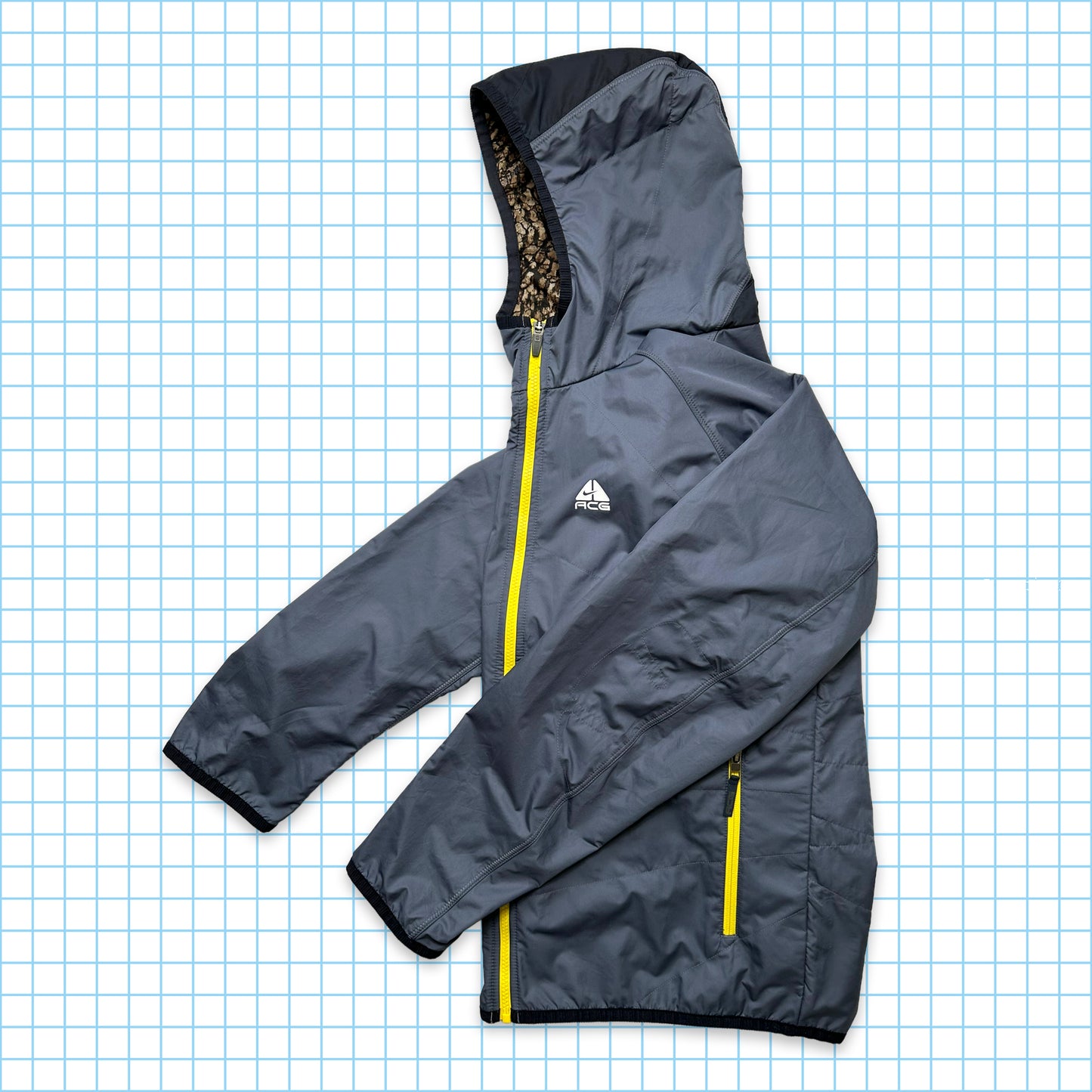 Nike ACG Fluorescent Zip Lightweight Jacket - Medium / Large