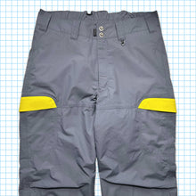 Load image into Gallery viewer, Nike ACG Waterproof Skii Pants - Large