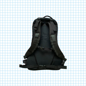 Arc’teryx Arro 22 Stealth Black Backpack