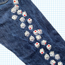 Carica l&#39;immagine nel visualizzatore di Gallery, Vintage Evisu Selvedge Denim Dice Embroidered Jeans - 32&quot; Waist