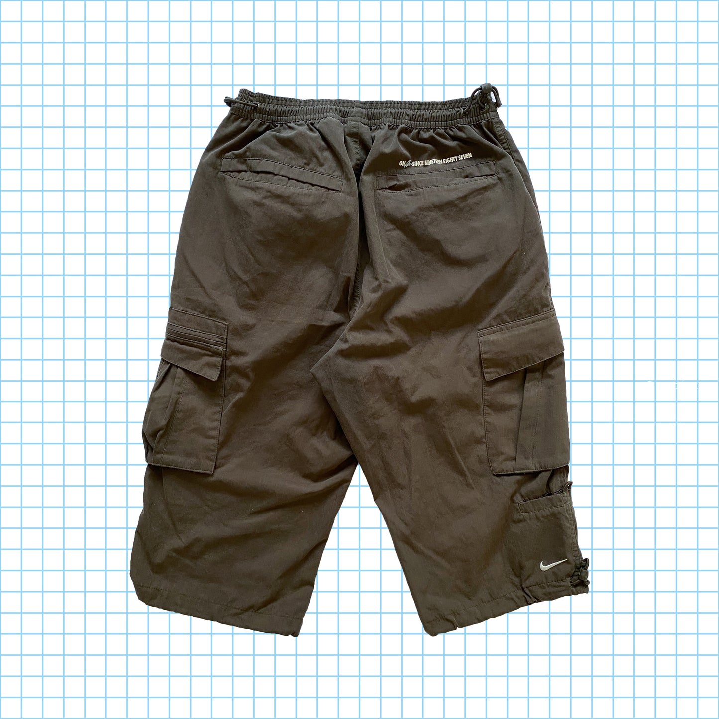 Vintage Nike Multi Pocket Cargo Shorts • Small / Medium