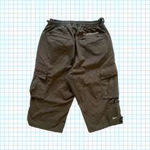 Carica l&#39;immagine nel visualizzatore di Gallery, Vintage Nike Multi Pocket Cargo Shorts • Small / Medium