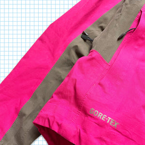 vintage Nike ACG Shocking Pink Gore-Tex Shell - Petit / Moyen