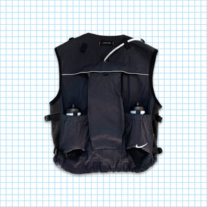 Early 2000’s Nike ACG Hydration Vest - Medium