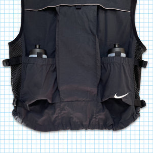 Early 2000’s Nike ACG Hydration Vest - Medium