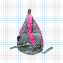 Carica l&#39;immagine nel visualizzatore di Gallery, Vintage Nike Technical Pink/Grey Tri-Harness Cross Body Bag