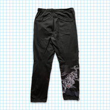 Carica l&#39;immagine nel visualizzatore di Gallery, Maharishi White Tiger Embroidered Tactical Snopants - Small