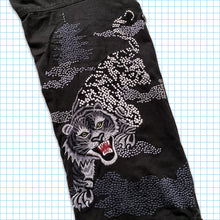 Carica l&#39;immagine nel visualizzatore di Gallery, Maharishi White Tiger Embroidered Tactical Snopants - Small