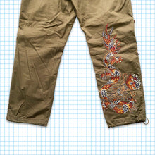 Load image into Gallery viewer, Vintage Maharishi ‘Year of The Dragon’ Snopants - Large