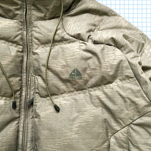 vintage Nike ACG 650 Down Fill Kaki Puffer Jacket - Grand