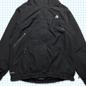 Vintage Nike ACG Gore-Tex Multi Pocket Padded Jacket - Medium / Large