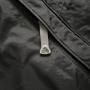 Vintage Nike ACG Storm-Fit Black Padded Jacket - Medium / Large