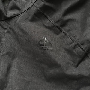 Nike ACG Stealth Taped Seam Waterproof - Large