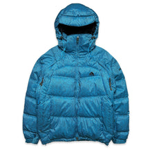Charger l&#39;image dans la galerie, 2008 Nike ACG Bright Blue Line Graphic Down Fill Puffer Jacket - Moyen / Grand 