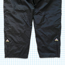 Charger l&#39;image dans la galerie, vintage Nike ACG Bootleg Nylon Shell Lined Track Pants - Moyen