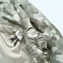 Load image into Gallery viewer, Vintage Nike ACG Camo Arms Padded Technical Jacket