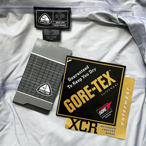 Vintage Nike ACG Gore-Tex XCR Outer Shell - Medium